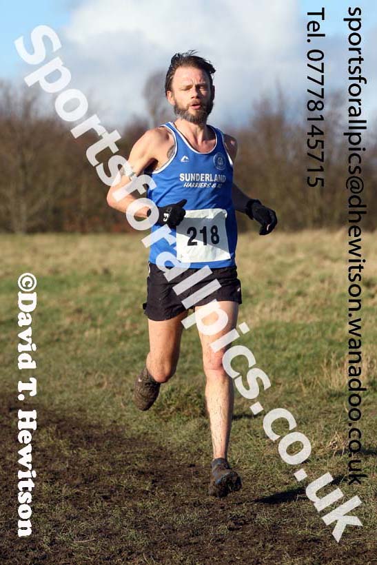 Mens masters 35s to 64s North Eastern Masters, Wallsend. Photo: David T. Hewitson/Sports for All Pics